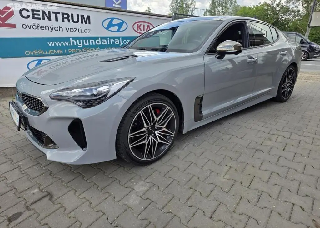 Kia Stinger 3.3-GT-4x4-V ZÁRUCE